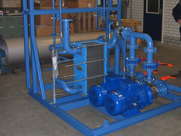 Plate Heat exchanger, Pump Set, Expansion Header Tank, Valving and pipe work skid.